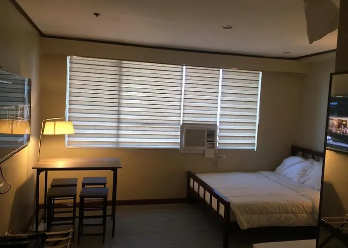 Golden Peak Aparthotel 3*